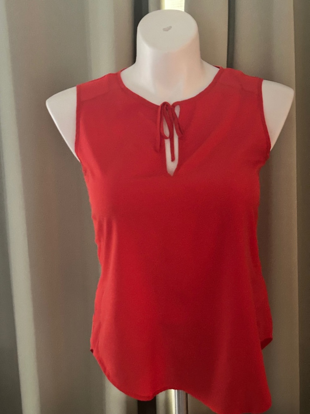 1 STATE Orange Keyhole Tie-Neck Sleeveless Camisole Top
